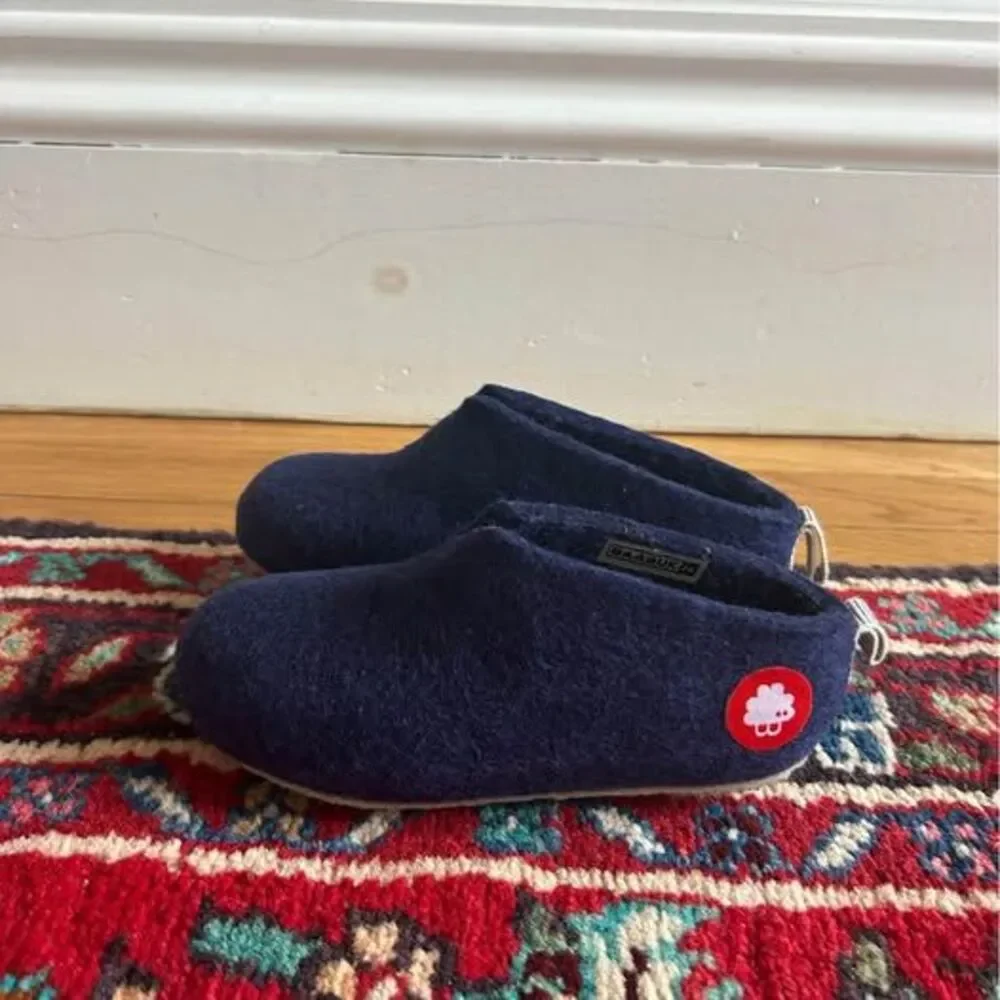 Baabuk 28 Youth Wool Slippers